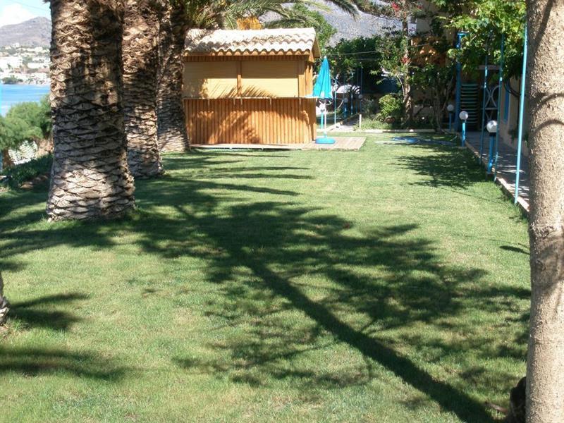 Ξενοδοχείο με διαμερίσματα Artemis 2*