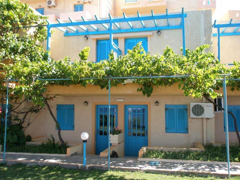 Ξενοδοχείο με διαμερίσματα Artemis Μακρύγιαλος